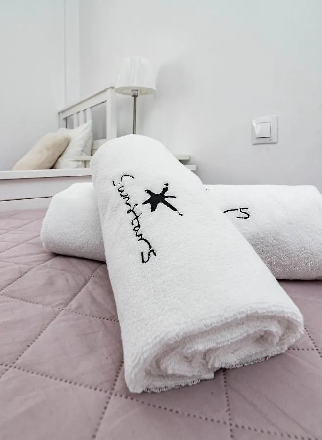 Captivating 2 Bedroom Apartment In Popular Nueva Andalucia Close To Centro Plaza Marbella